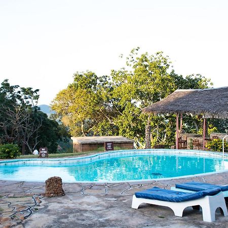 Ngulia Safari Lodge Ithumba Екстер'єр фото