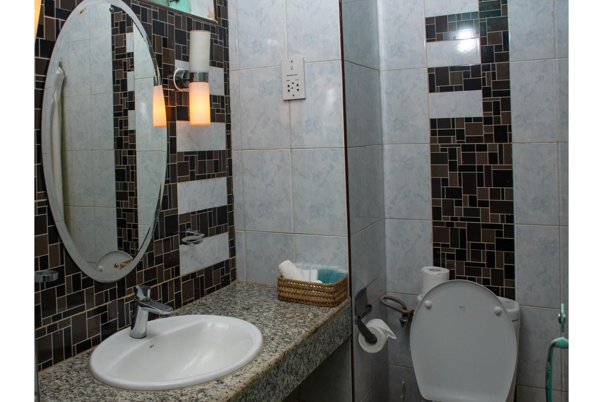 Ngulia Safari Lodge Ithumba Екстер'єр фото
