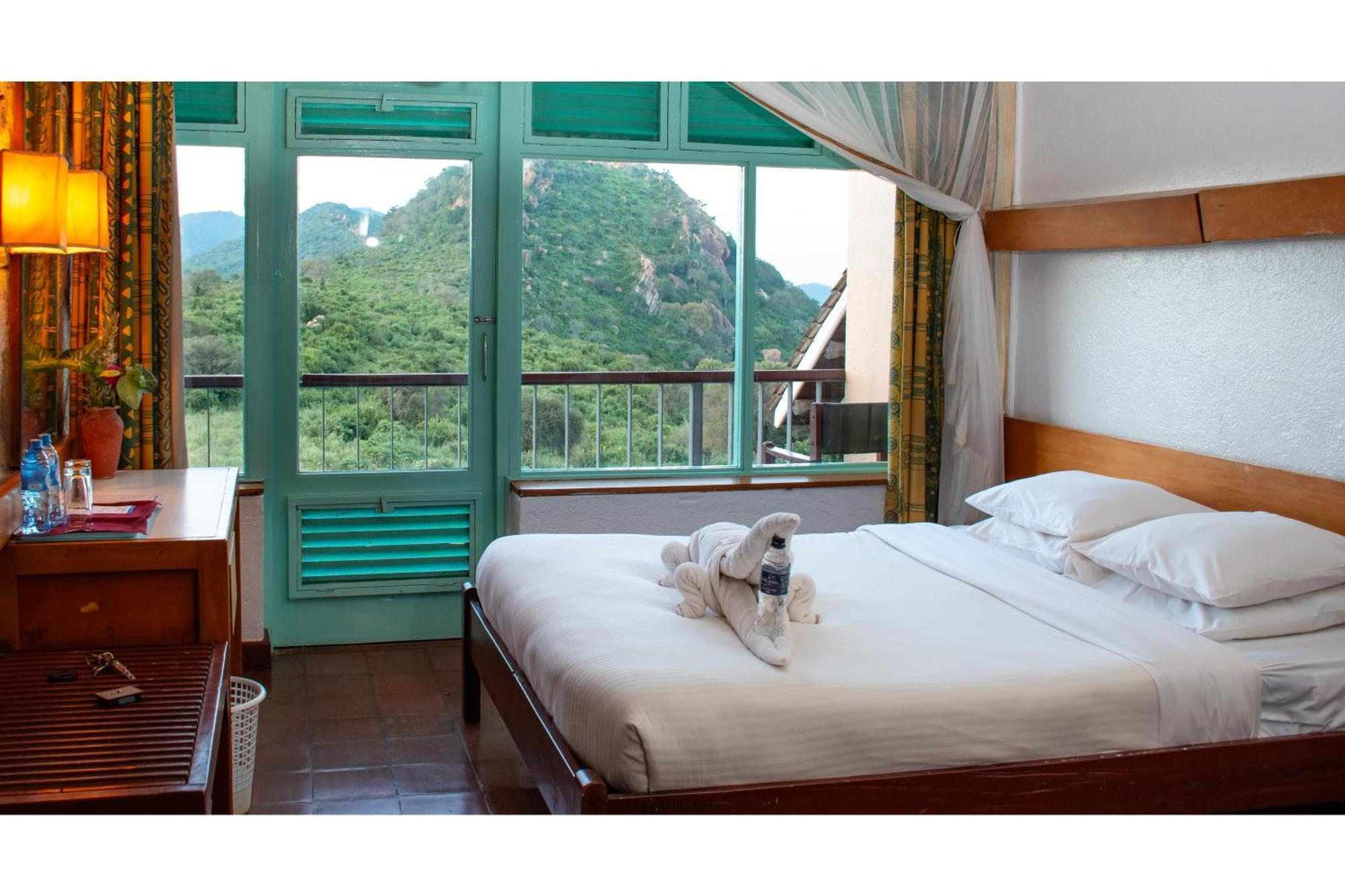 Ngulia Safari Lodge Ithumba Екстер'єр фото