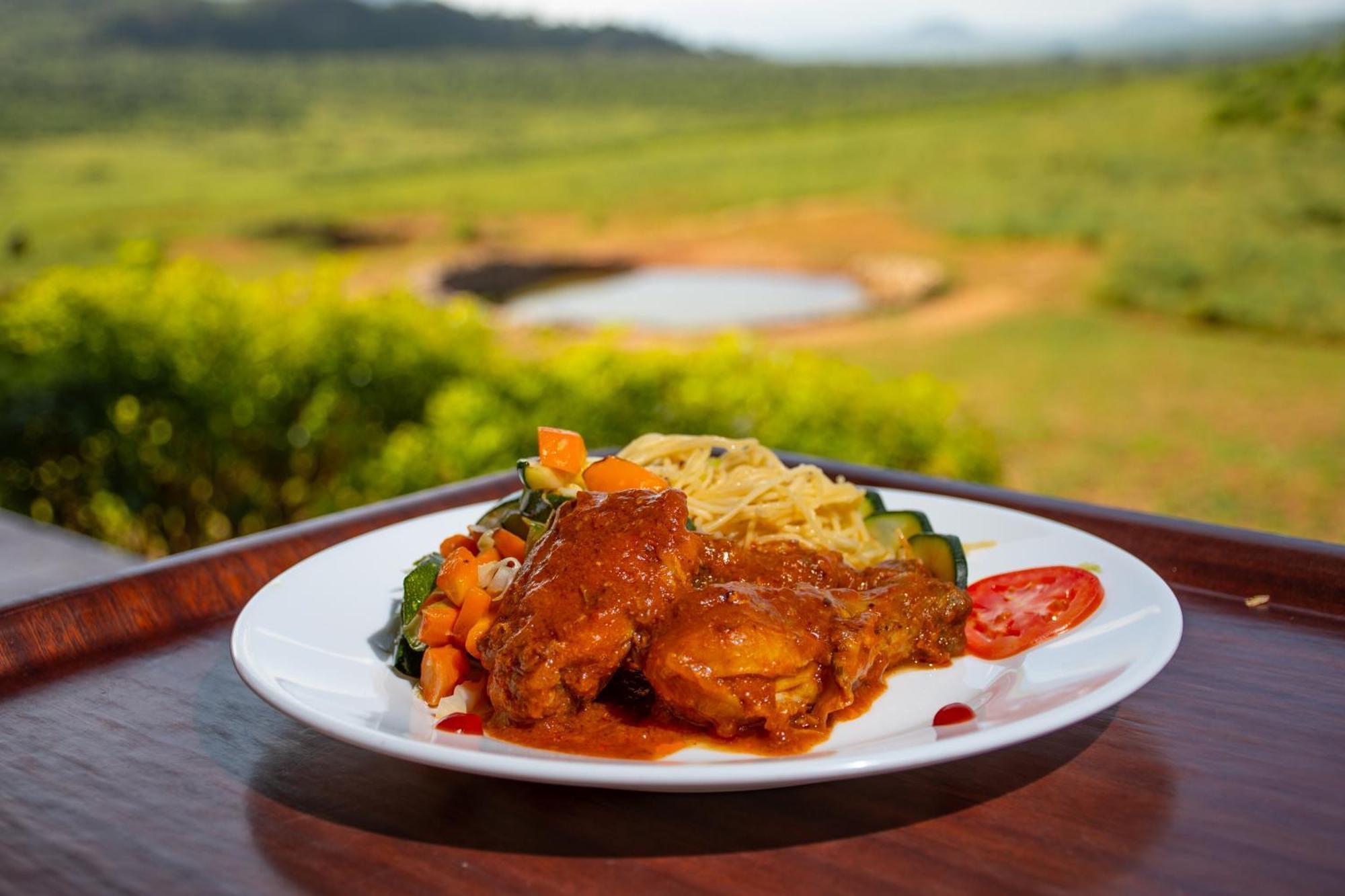 Ngulia Safari Lodge Ithumba Екстер'єр фото