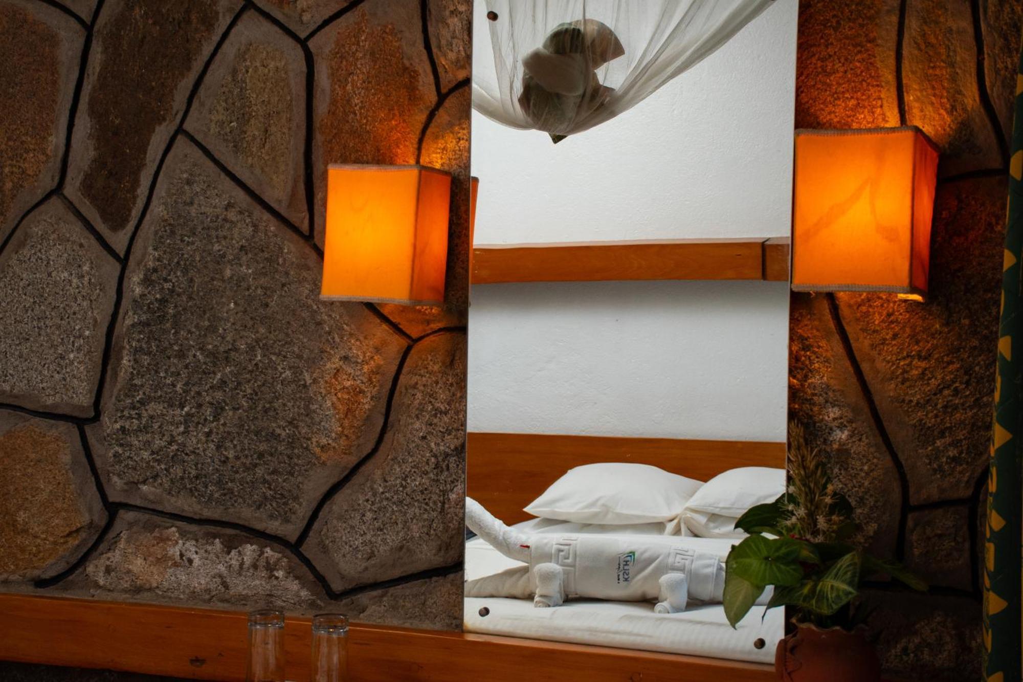 Ngulia Safari Lodge Ithumba Екстер'єр фото