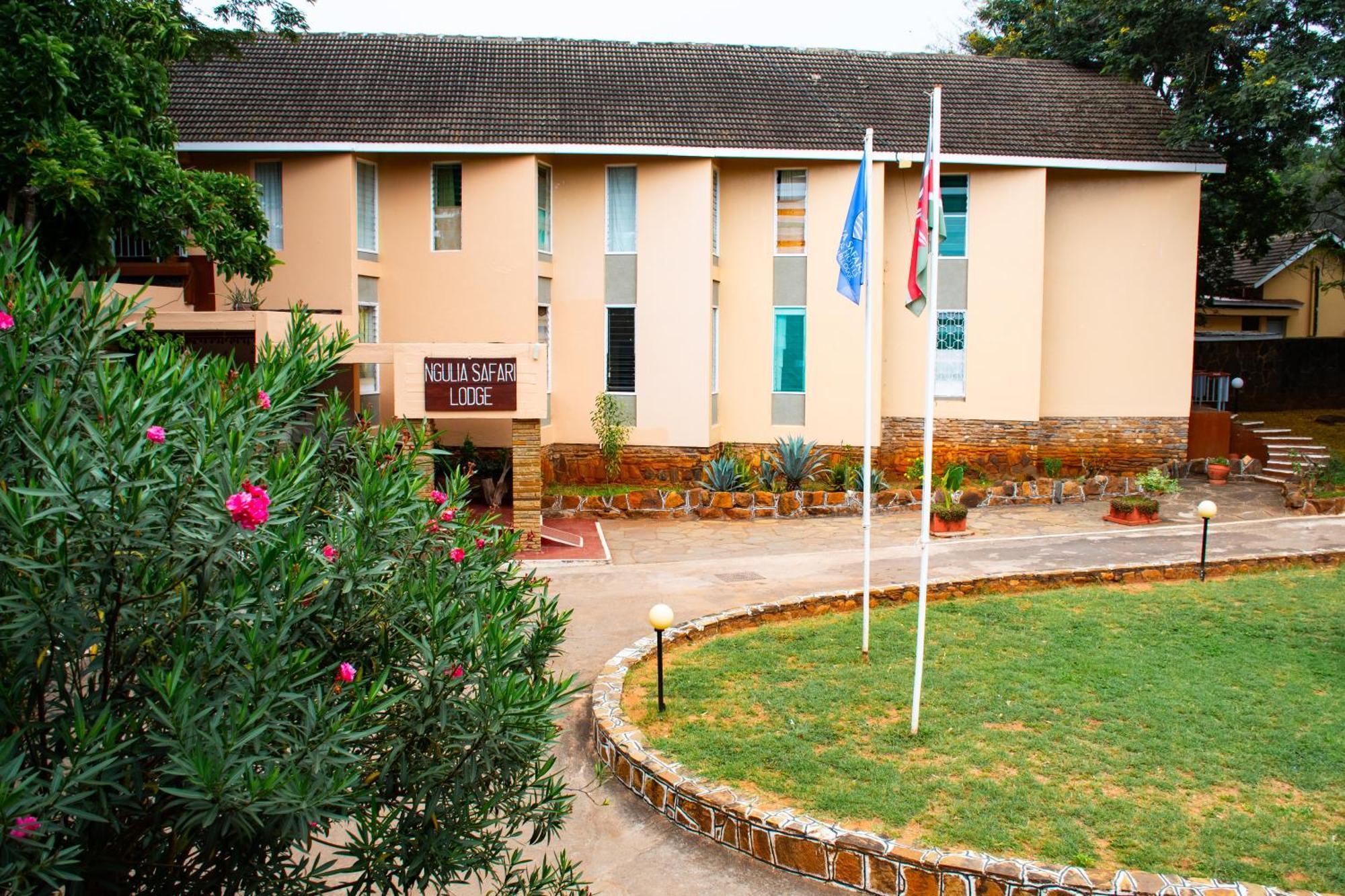 Ngulia Safari Lodge Ithumba Екстер'єр фото